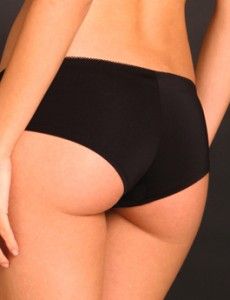 Augmentation fesses tunisie: implant fessier, lipofilling